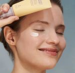 haruharu wonder Μη Λιπαρό Ενυδατικό Αντηλιακό Black Rice Moisture Airyfit Daily Sunscreen Unscented (50ml) - Image 4